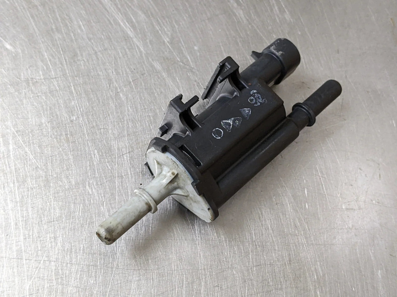 EVAP Purge Valve For 07-08 Chevrolet Silverado 1500 5.3 12597341 Gas CHEVROLET [3]