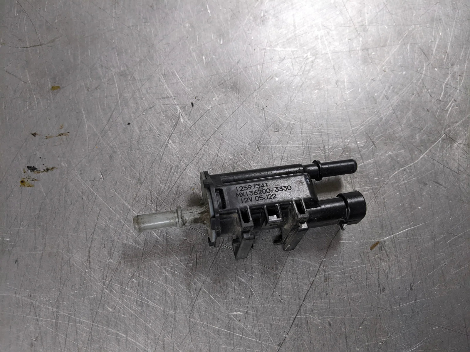 EVAP Purge Valve For 07-08 Chevrolet Silverado 1500 5.3 12597341 Gas CHEVROLET [3]