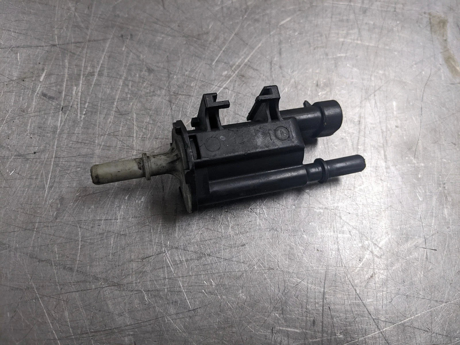 EVAP Purge Valve For 07-08 Chevrolet Tahoe 5.3 12597341 4wd CHEVROLET [3]