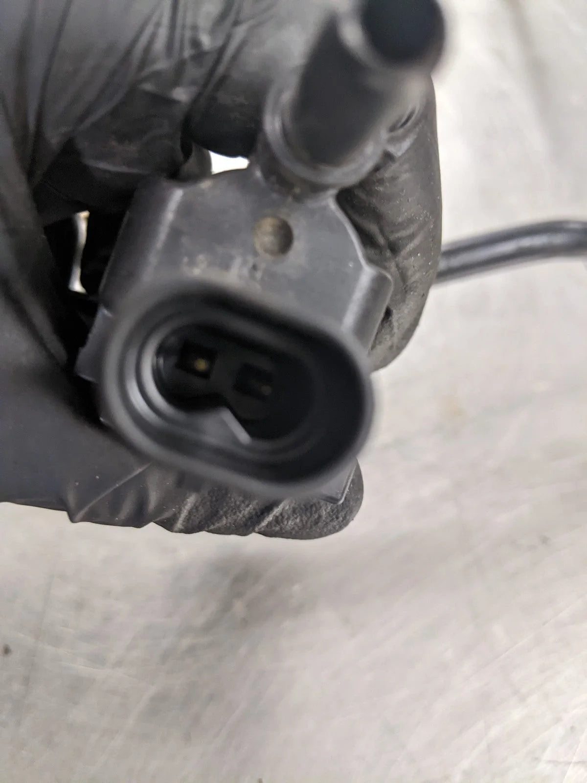 EVAP Purge Valve For 07-08 GMC Yukon Denali 6.2 12597341 GMC [4]