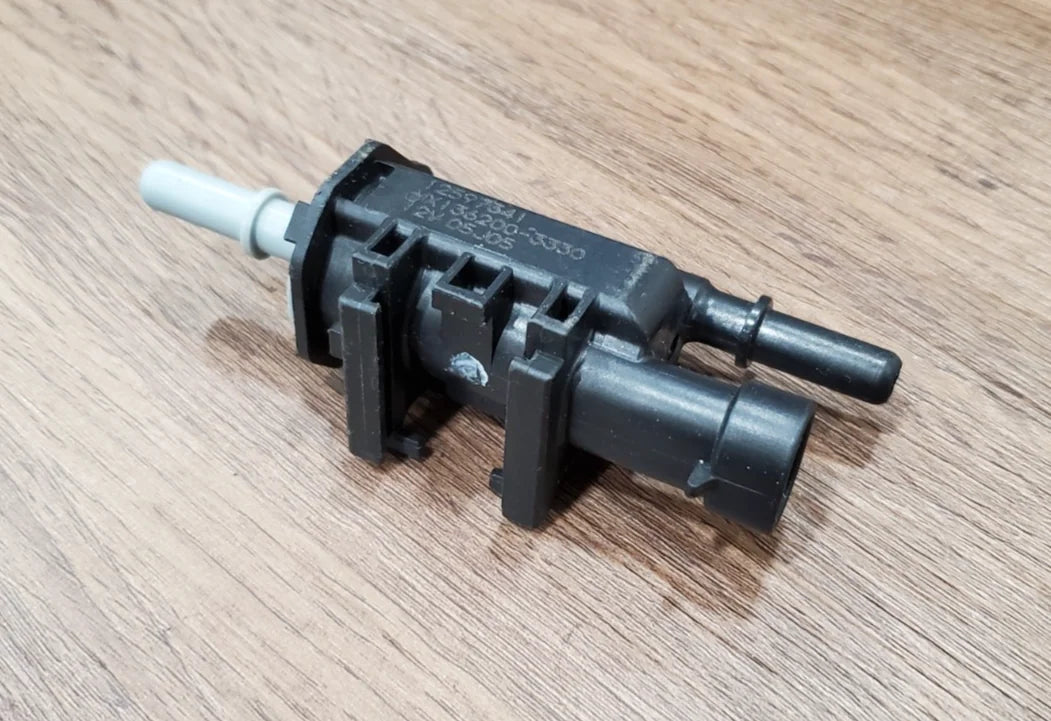 OEM ! Fuel Vapor Canister Purge Valve Solenoid 12597341 OEM [2]