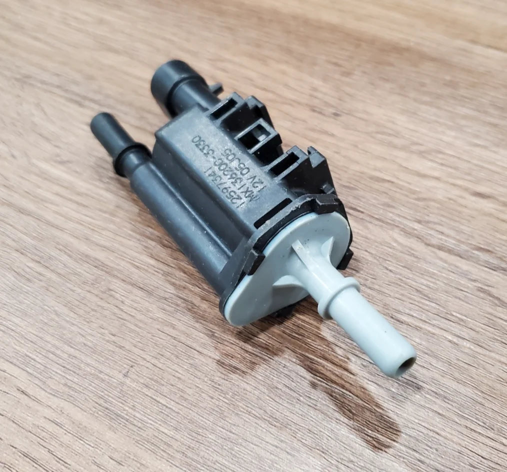 OEM ! Fuel Vapor Canister Purge Valve Solenoid 12597341 OEM [3]