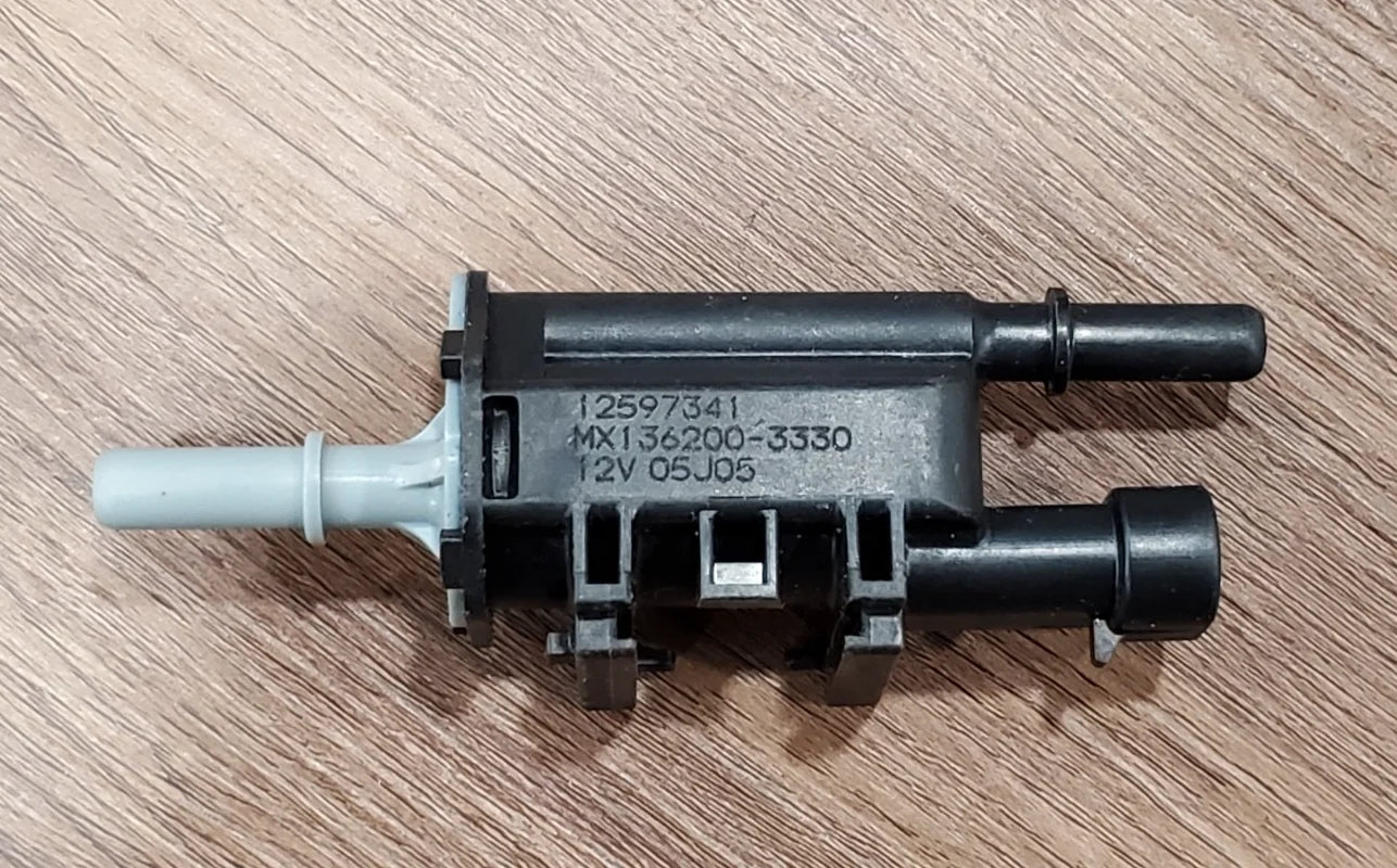 OEM ! Fuel Vapor Canister Purge Valve Solenoid 12597341 OEM [6]