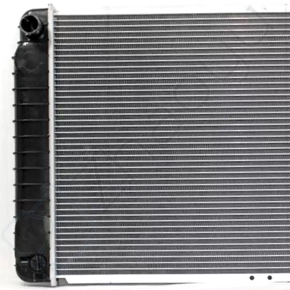Radiator For 04-13 Chevrolet Express 1500 2500 5.3L V8 Fits CU2792 [2]