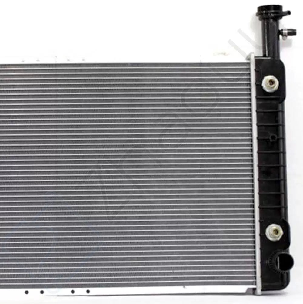 Radiator For 04-13 Chevrolet Express 1500 2500 5.3L V8 Fits CU2792 [3]