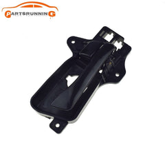 826202L000 Front RH Bright Black Inner Door Handle For Hyundai Elantra Hatchback 6B93BC-57