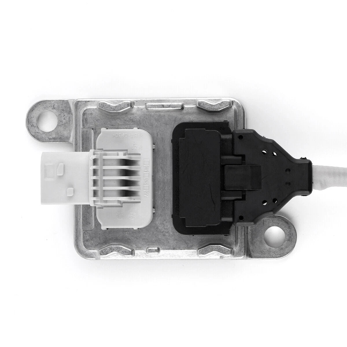 Outlet Nox Sensor A0101532328 For Benz Detroit Diesel DD13 DD15 DD16 5WK97339A 6B93BC-57