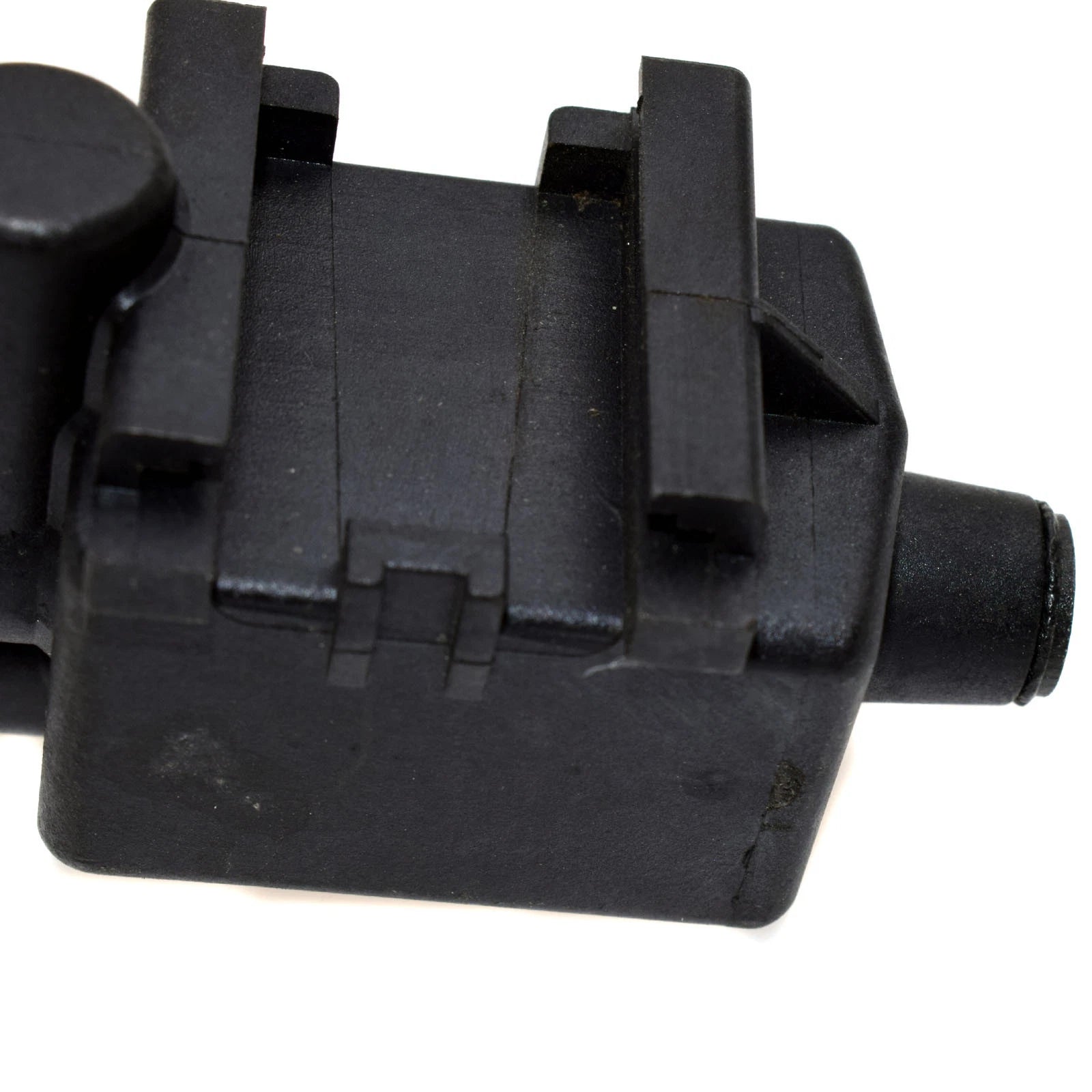 Standard CP208 Vapor Evaporator Outlet Canister Purge Valve Solenoid 96334843 6B93BC-57