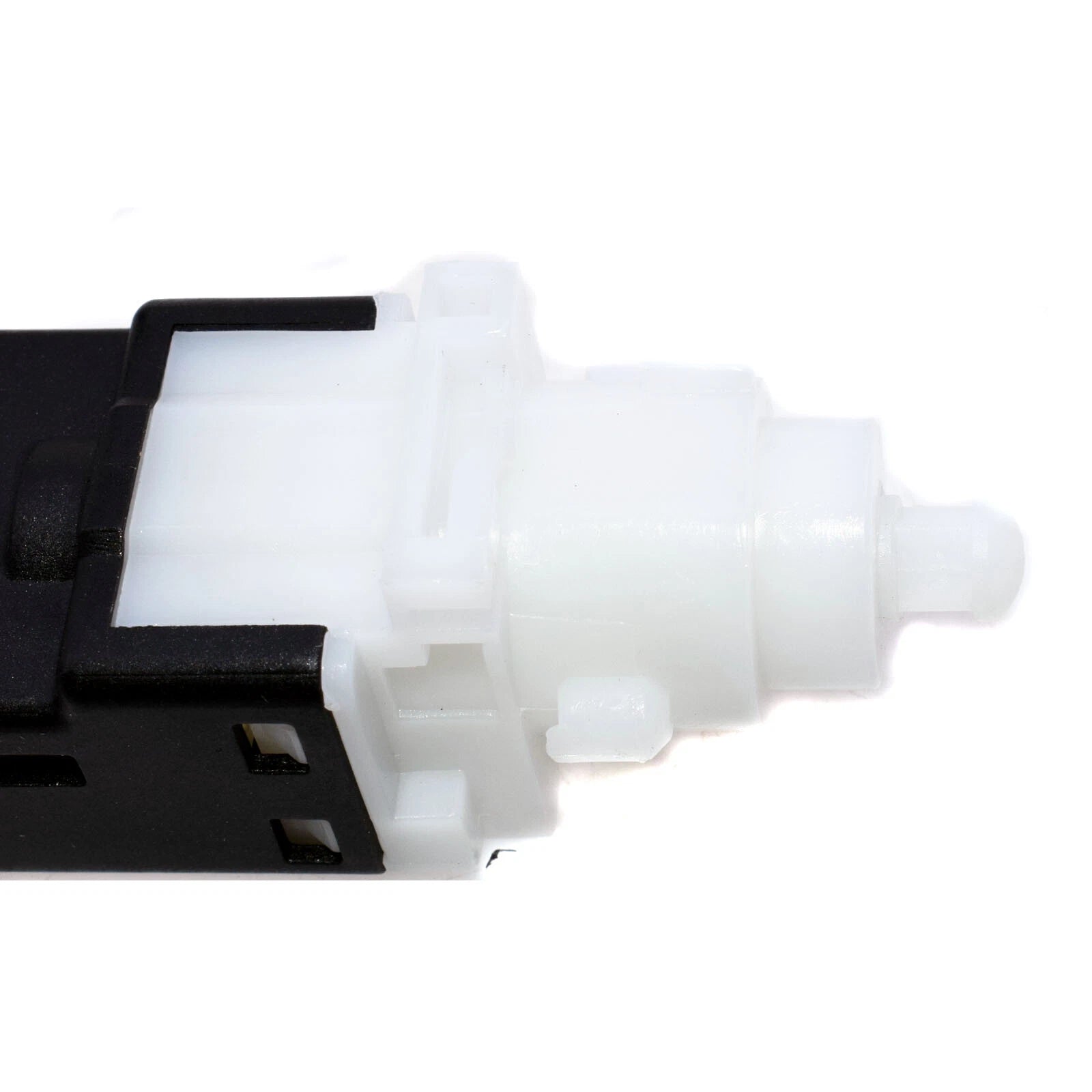 46840510 Brake Light Switch For FIAT ALFA ROMEO LANCIA PEUGEOT BOXER 60669020 6B93BC-57