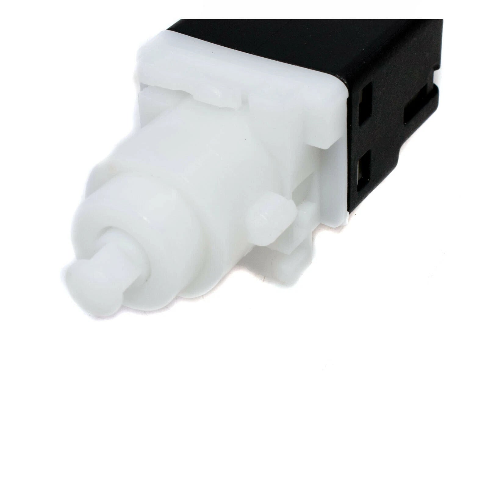 For FIAT ALFA ROMEO LANCIA PEUGEOT CITROEN 46840510 Brake Light Switch 6B93BC-57