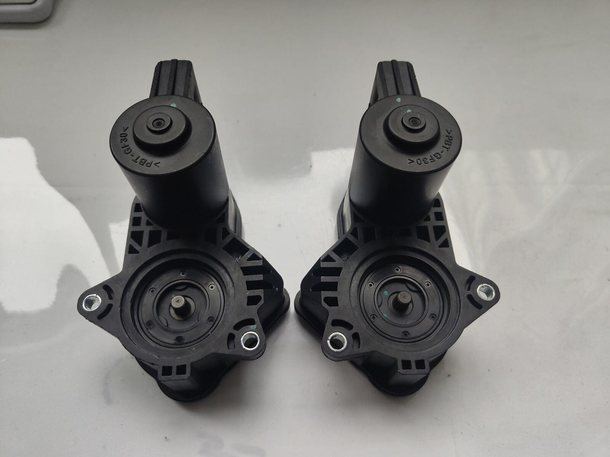 Pair Rear Left or Right Parking Brake Actuator For Tesla 3 2017-22 Y 2020-22 6B93BC-57