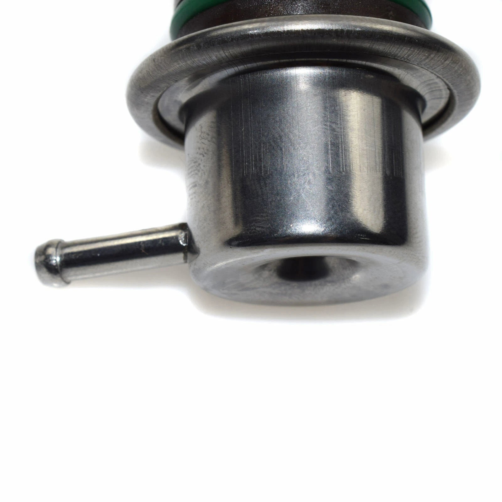 0280160597 FUEL INJECTION PRESSURE REGULATOR FOR BMW 530i 525i 0280160504 6B93BC-57