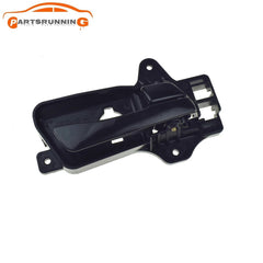 826202L000 Front RH Bright Black Inner Door Handle For Hyundai Elantra Hatchback 6B93BC-57