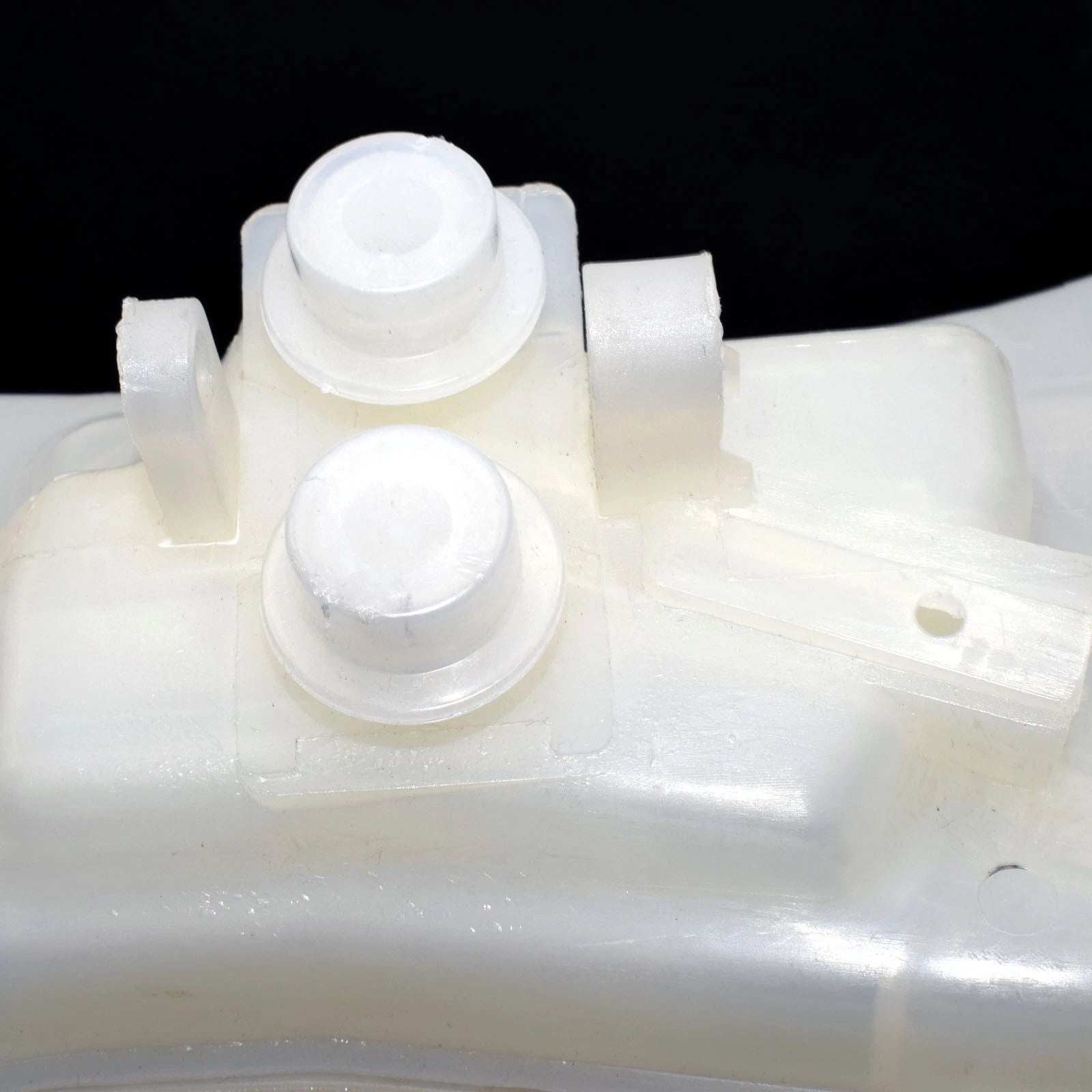 Brake Master Cylinder Reservoir for VW Passat Audi A4 A6 Quattro S4 8E0611301G 6B93BC-57