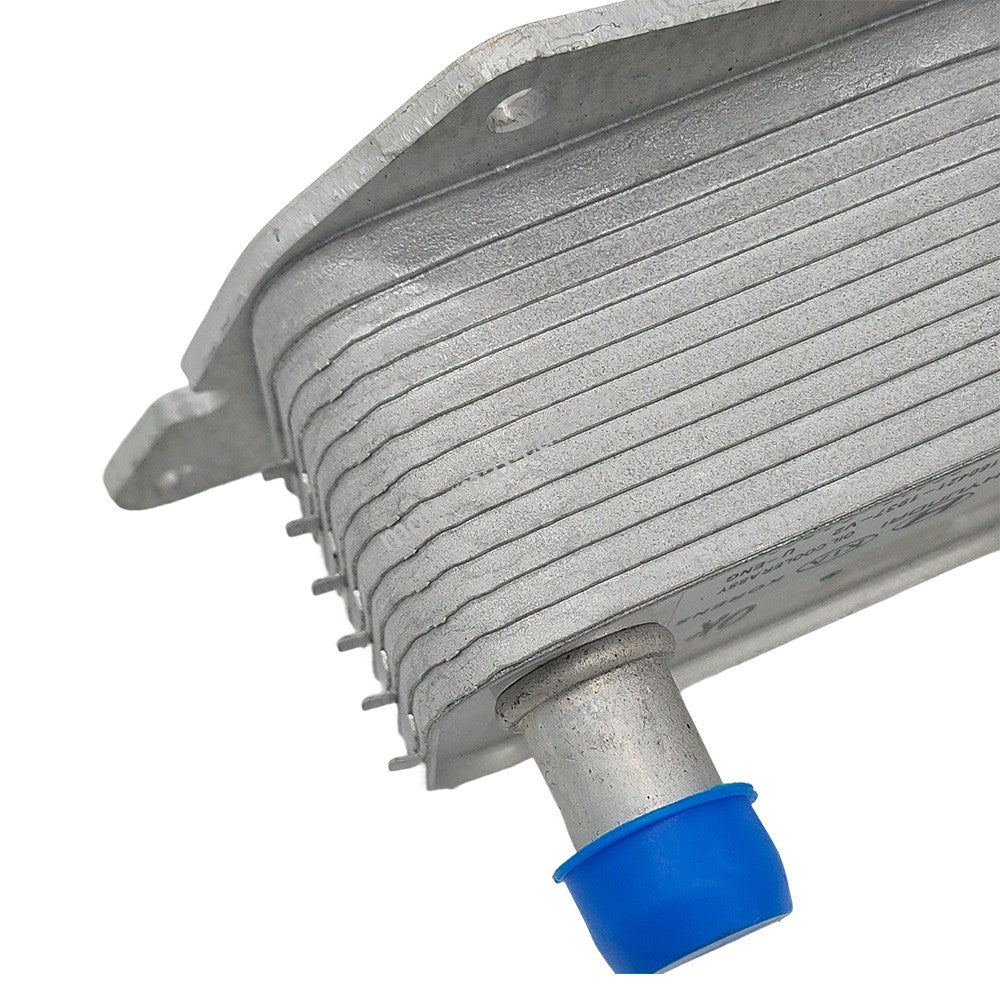 Engine Oil Cooler For 2017-19 Hyundai IX20 IX35 I20 I30 I40 Kia Venga 264102A300 6B93BC-57