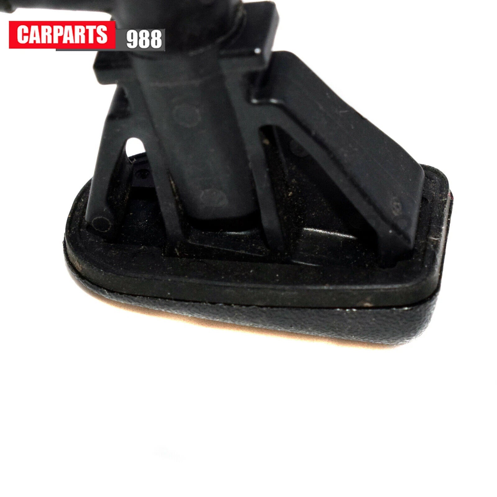 Windshield Wiper Water Spray Jet Washer Nozzle For Ford Focus 2012-17 CP9Z17603B 6B93BC-57