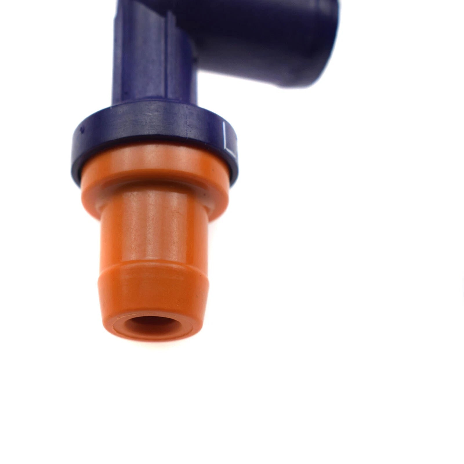 PCV Valve 110075J70 L3K913890 1100-75J70 for 2006-2013 Mazda 3 / 6 / CX-7 6B93BC-57